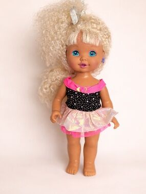 Vintage Hasbro Singing Starla 90’s Doll
